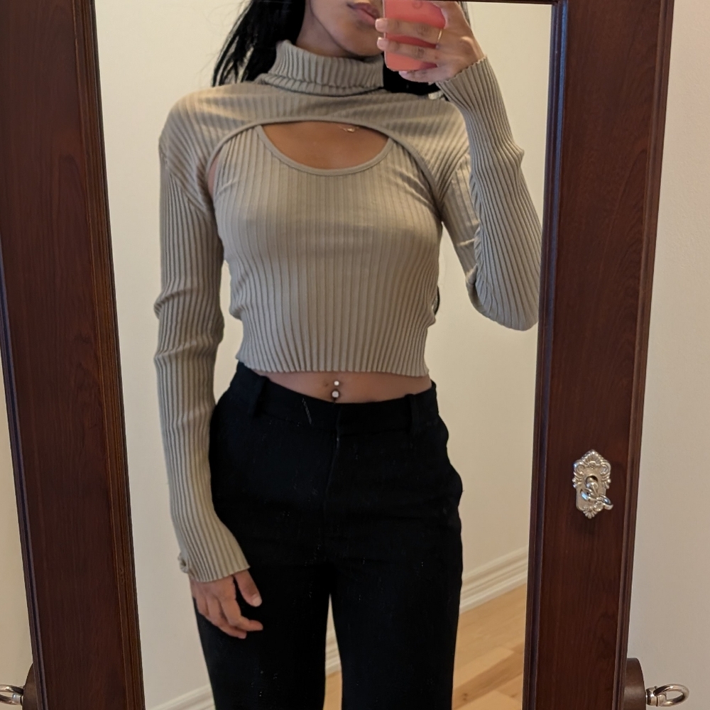KOTN Nile Turtleneck shrug And Tank Sweater Set